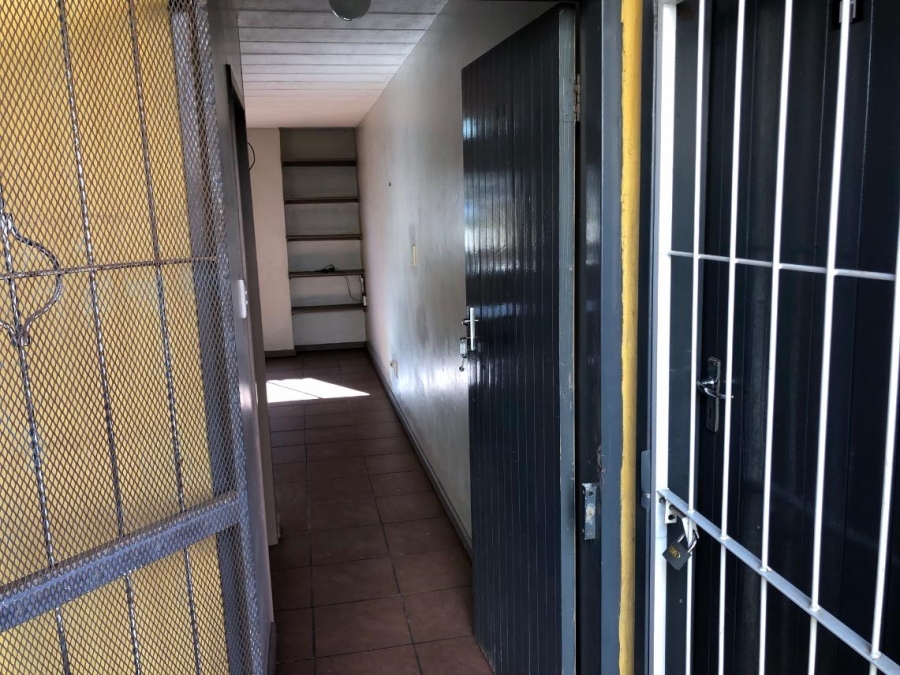 To Let 0 Bedroom Property for Rent in Kannoniers Park North West